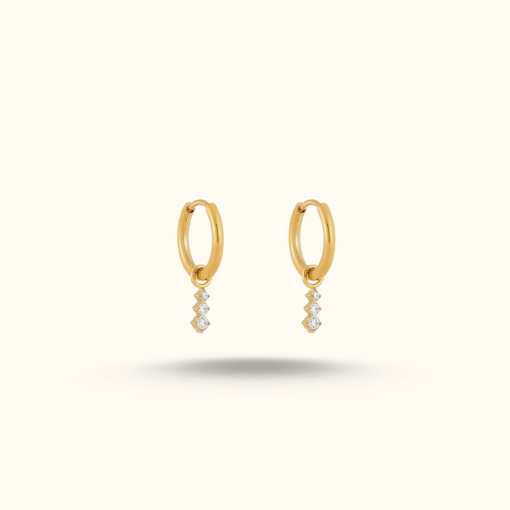 Jewelry That Doesn't Tarnish: What Actually Lasts (And What to Avoid)