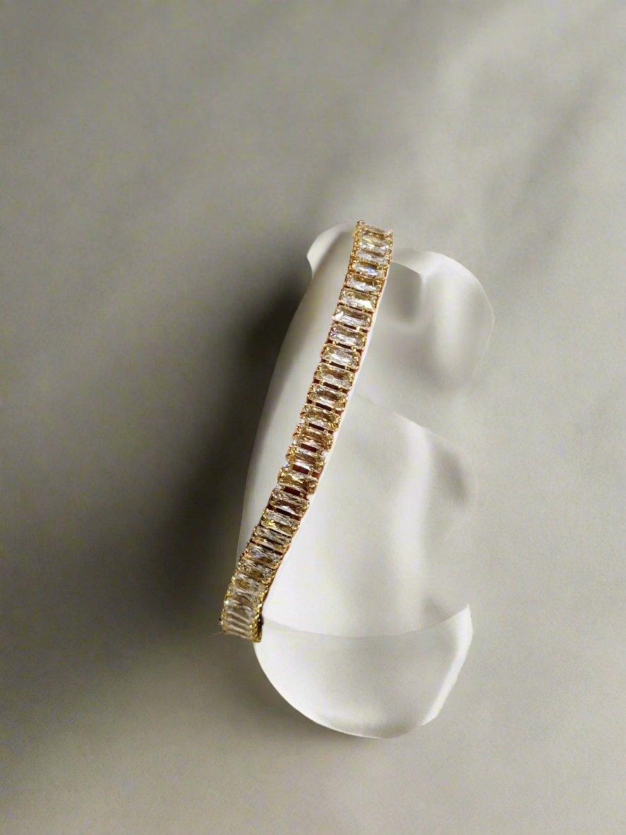 THE ETERNAL SPARKLE - AV JEWELS