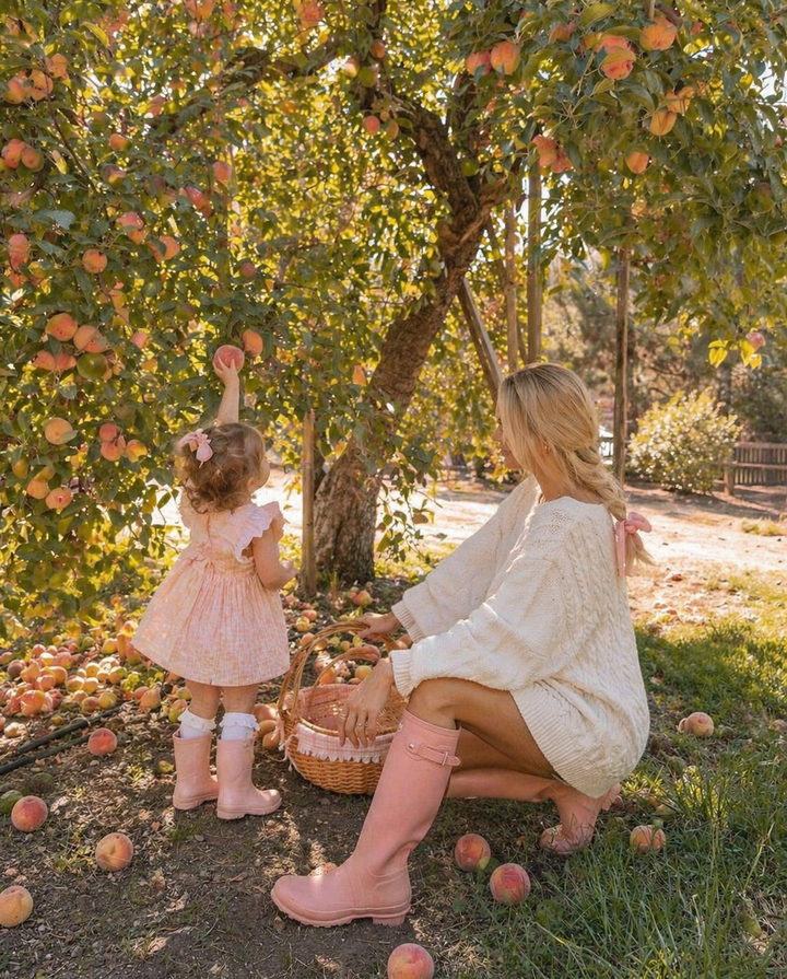 Peach Jewelry: The Summer Fruit Trend Everyone’s Moving Toward (Beyond Strawberry)