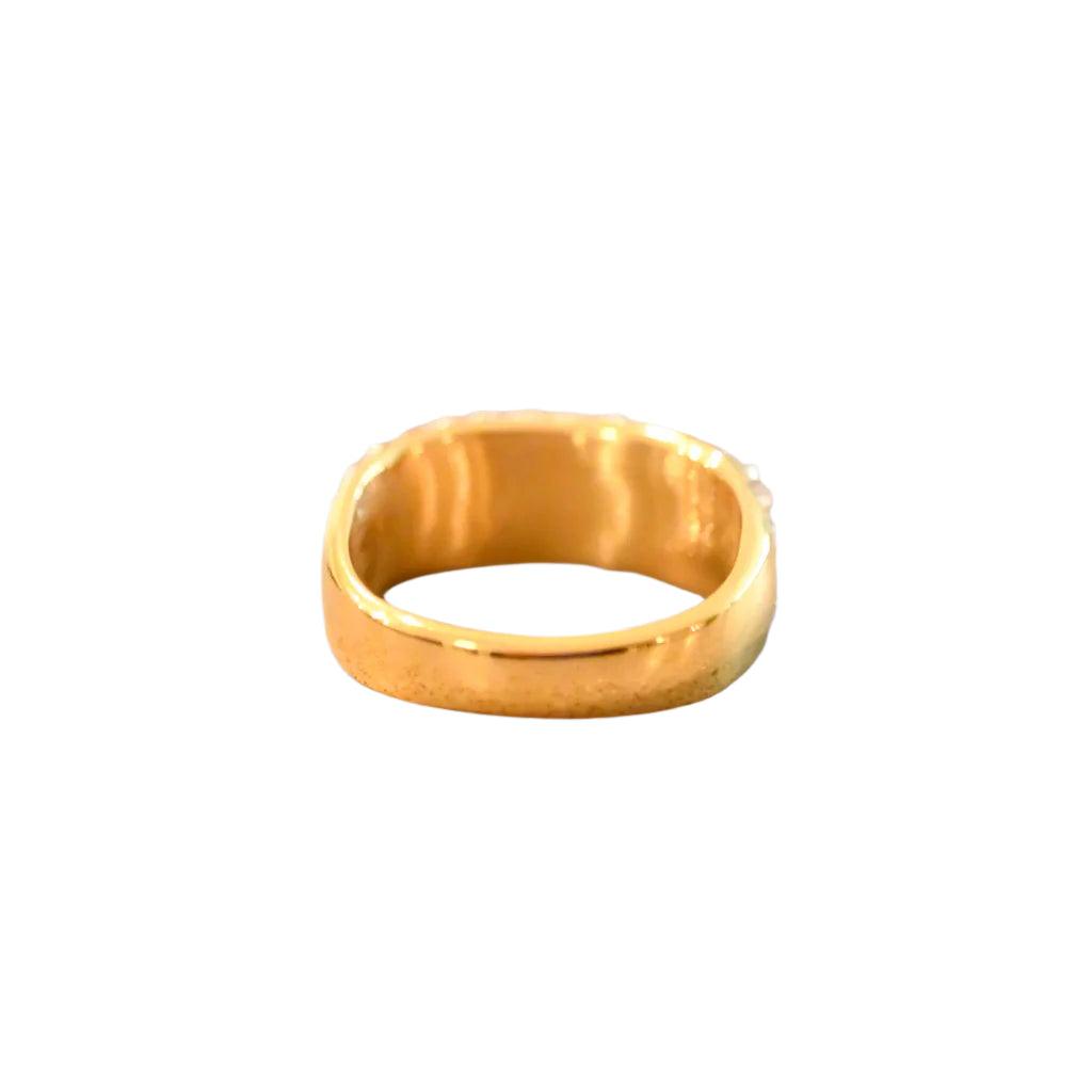 ICED AVE RING - AV JEWELS